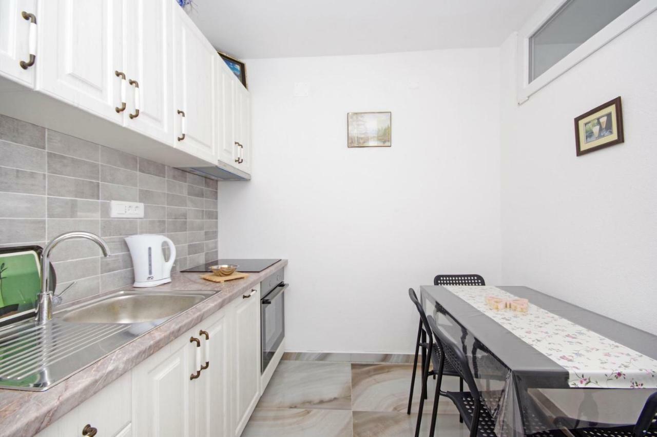 Apartment Nugal Makarska Exterior foto